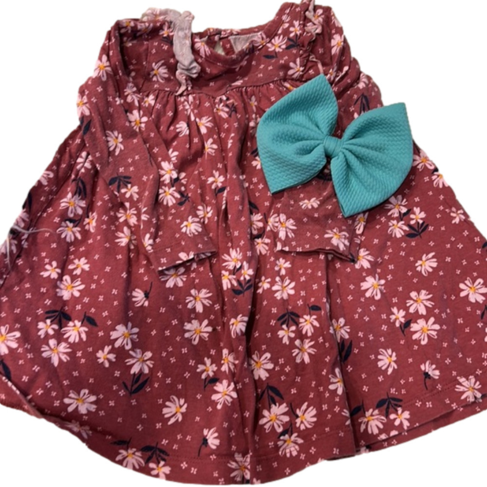Carters 18 m girl dress good condition. BOW not included